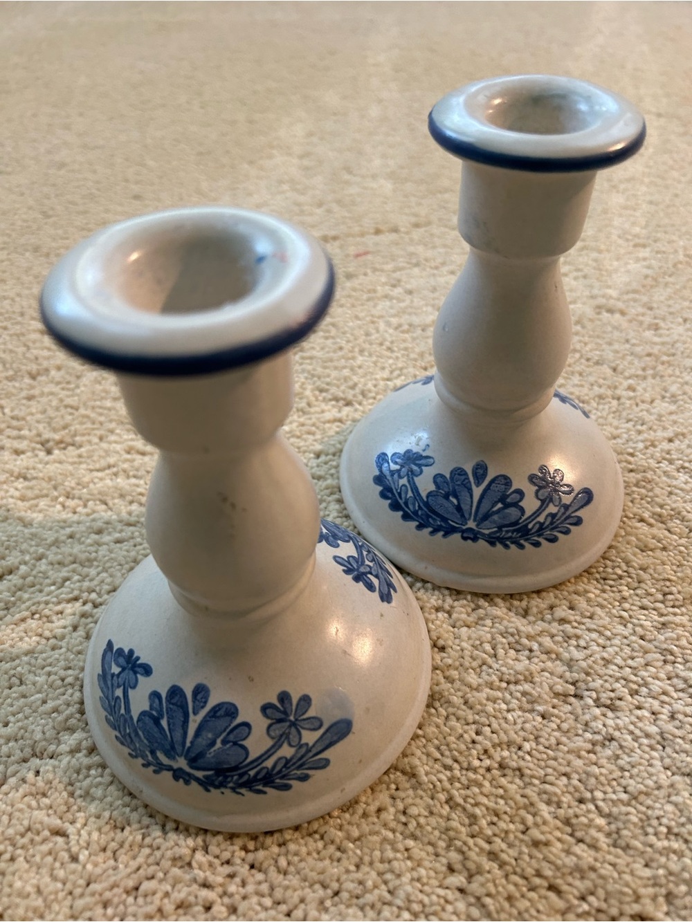 Pfaltzgraff “Yorktowne” Candleholder Set